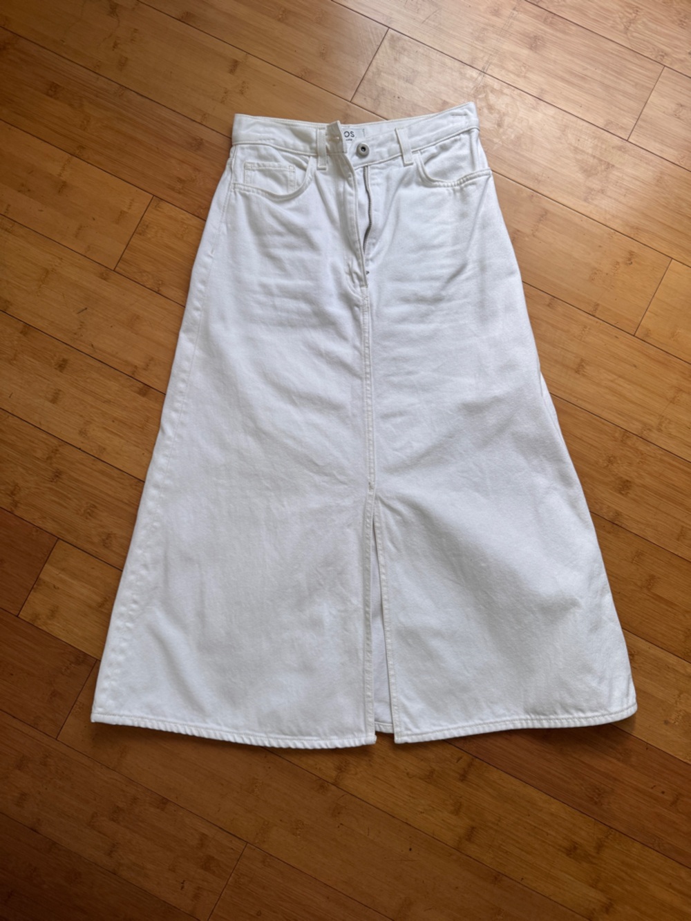 COS, 4 / S, A-line MIDI white denim skirt.